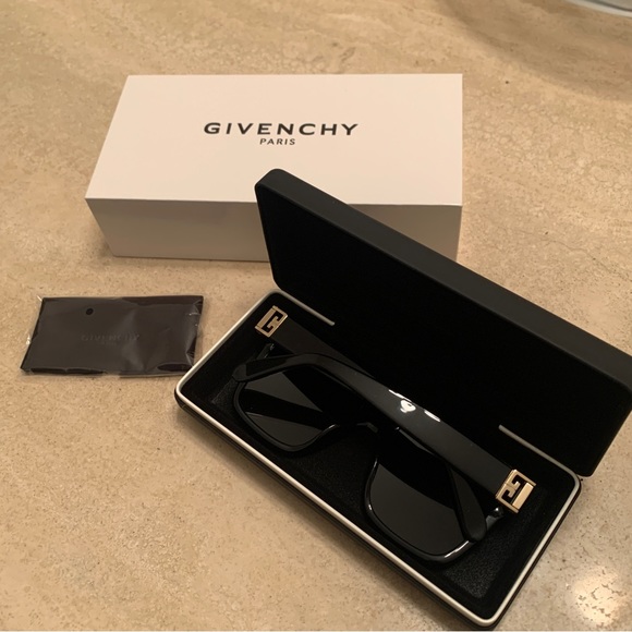 Givenchy GV7141 53mm Square Sunglasses with Gradient Lens - Picture 11 of 13
